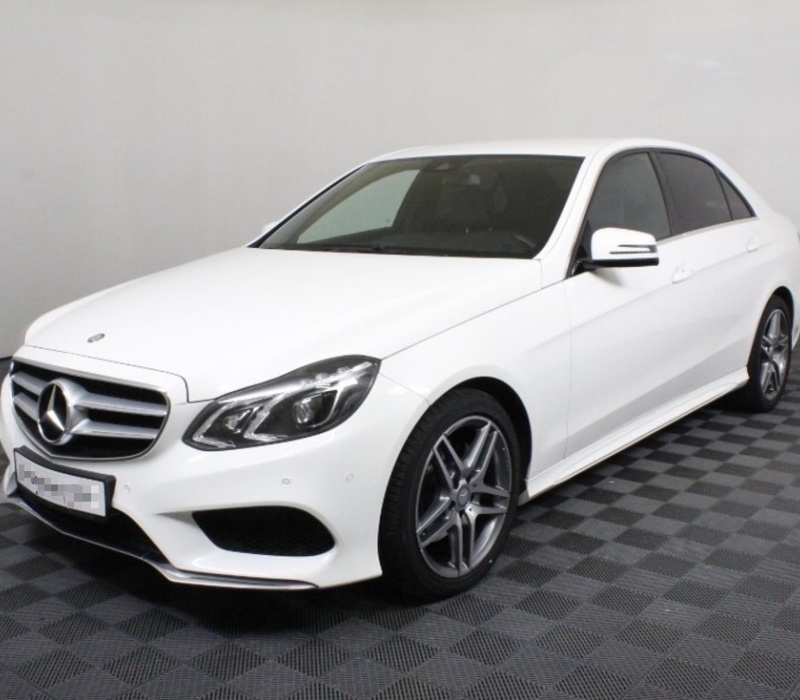 Аренда автомобиля Mercedes-Benz E-class с водителем в Казани