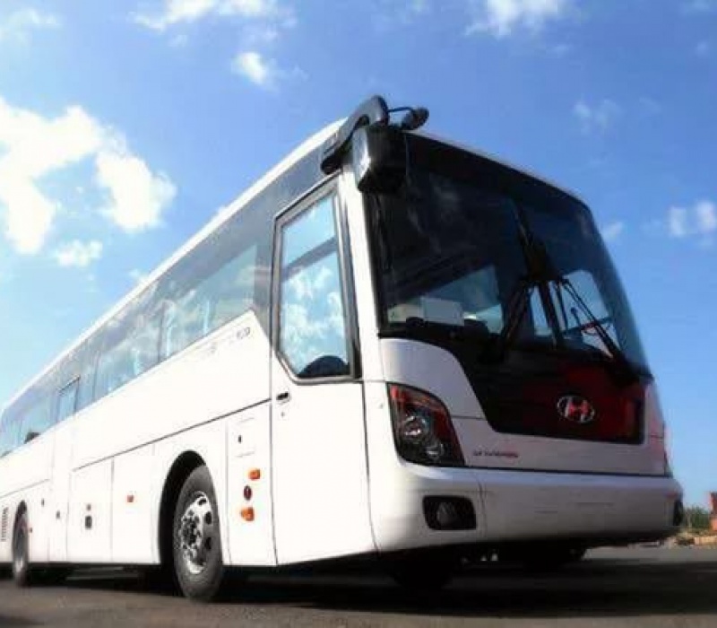 Аренда автобуса Hyundai Universe Luxury с водителем в Казани