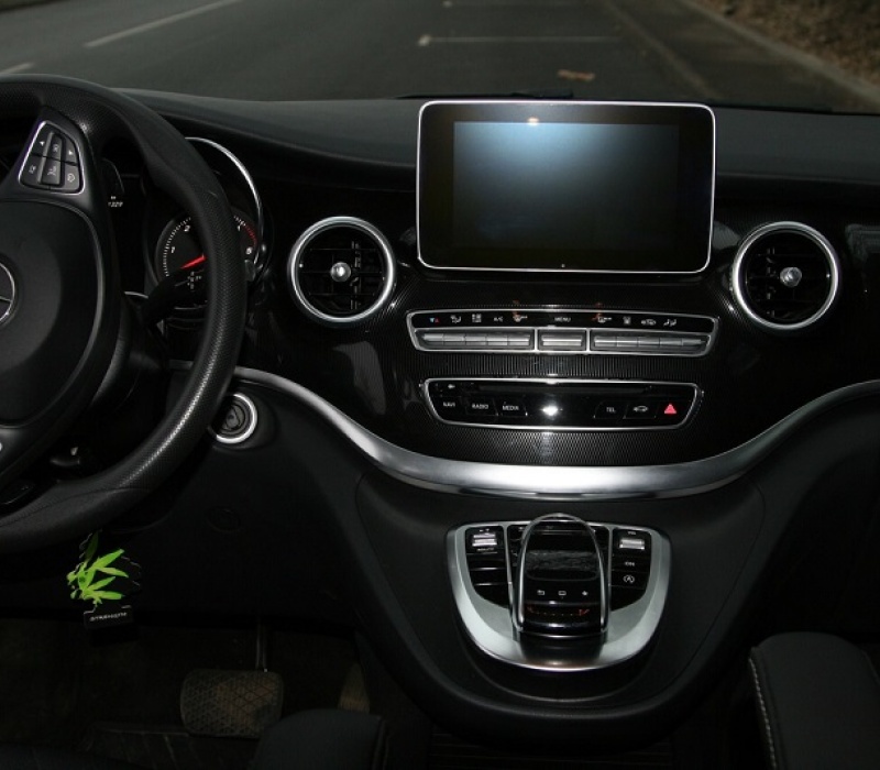 Аренда минивэна Mercedes-Benz Viano с водителем в Казани