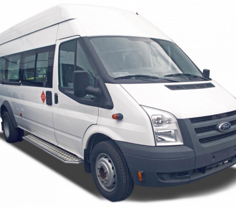 Аренда микроавтобуса Ford Transit с водителем в Казани